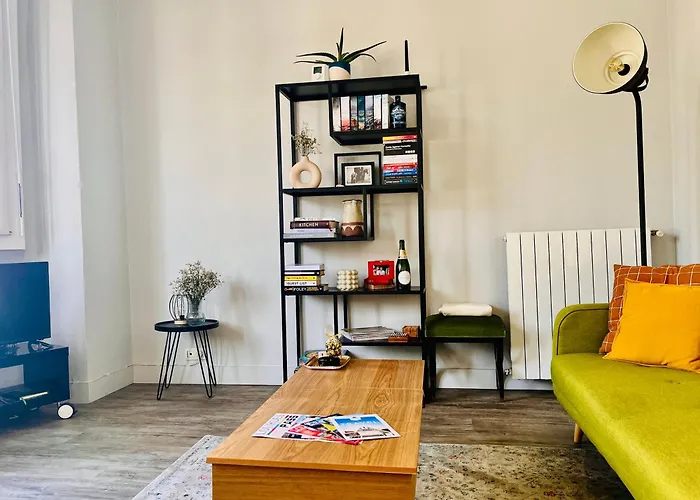 Chez Julien - Castle View * Lourdes